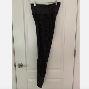 ALO High-Waist Lounge Leggings - Dark Gray Flecked- Size Large